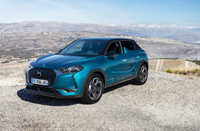 2020 DS DS 3 Crossback 1.2 PureTech Performance Line 2020 DS DS 3 Crossback 1.2 PureTech 130 Beygir Performance Line Otomatik Teknik Verileri