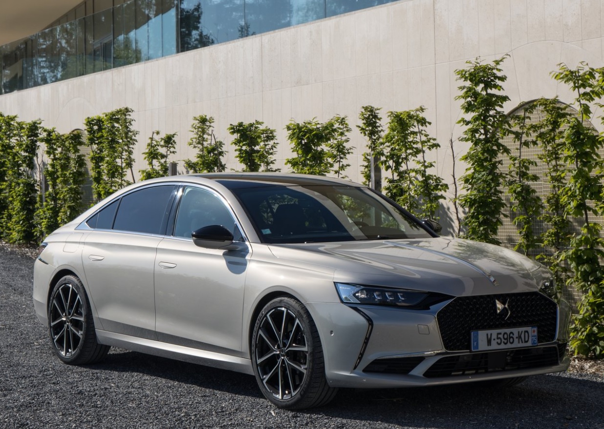 2022 DS DS 9 1.6 PureTech 225 HP Opera Otomatik