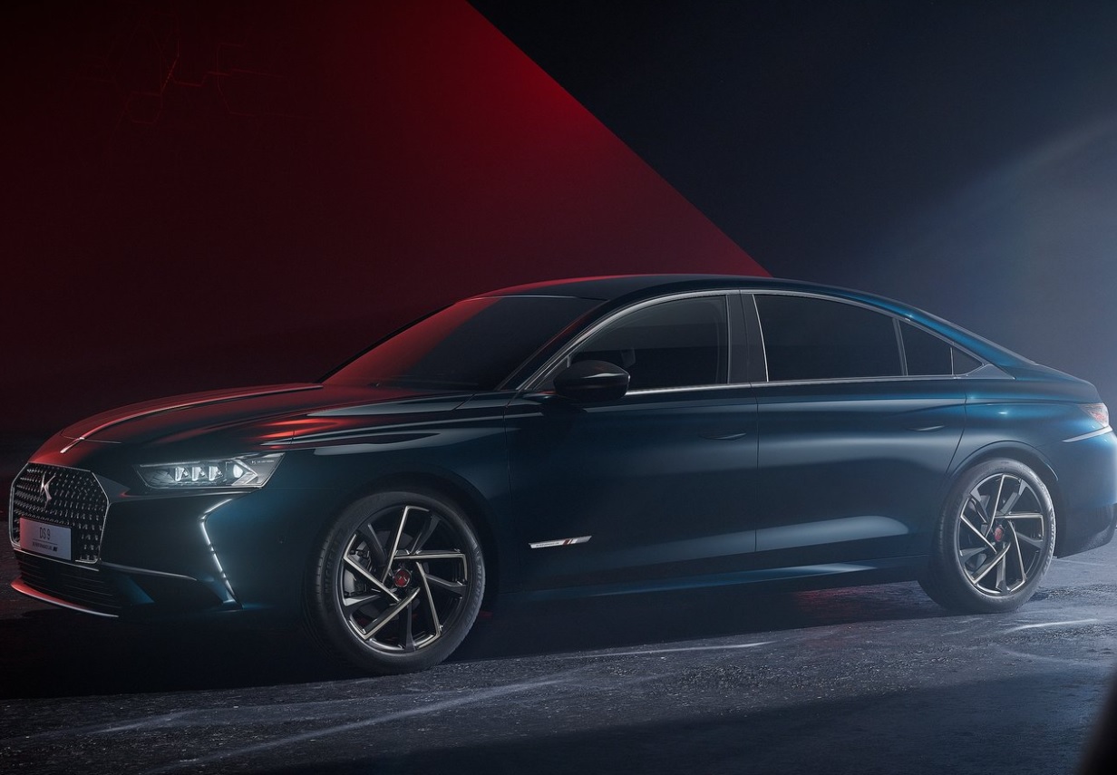 2022 DS DS 9 1.6 PureTech 225 HP Opera Otomatik