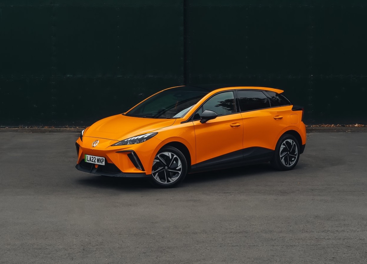 2024 MG MG4 64 kW 204 HP Luxury AT Özellikleri - arabayakit.com