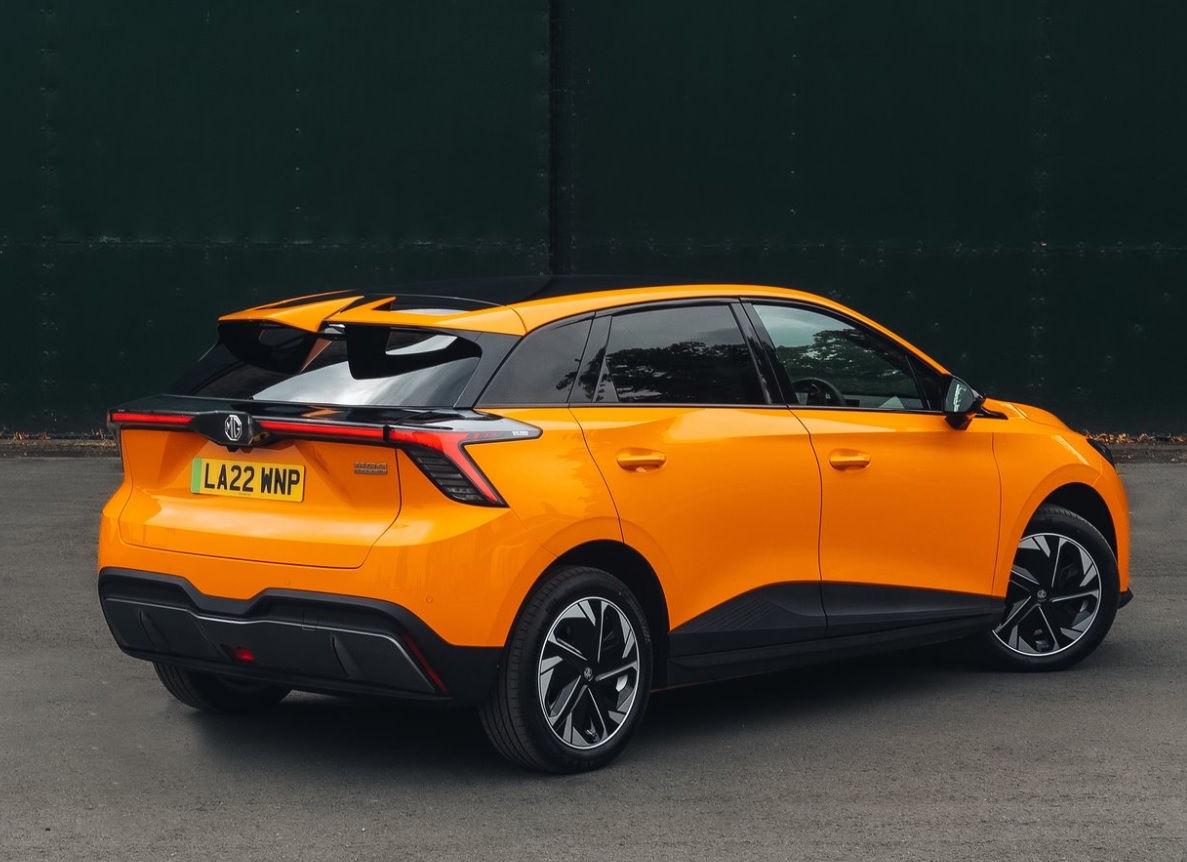 2024 MG MG4 64 kW 204 HP Luxury AT Özellikleri - arabayakit.com