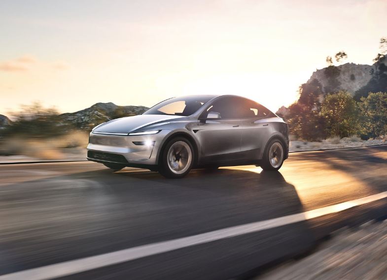 2025 Tesla Model Y 75 kWh 375 HP Long Range AT Özellikleri - arabayakit.com