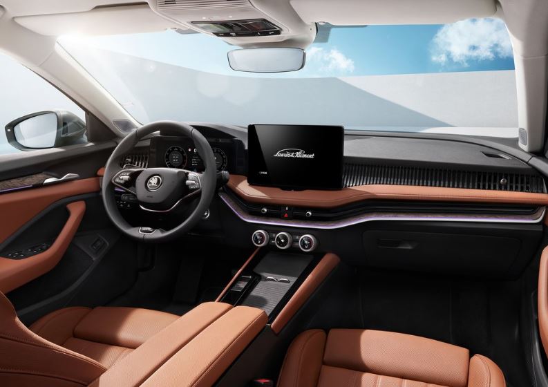 2025 Skoda Superb 1.5 TSI mHEV 150 HP Prestige DSG Özellikleri - arabayakit.com