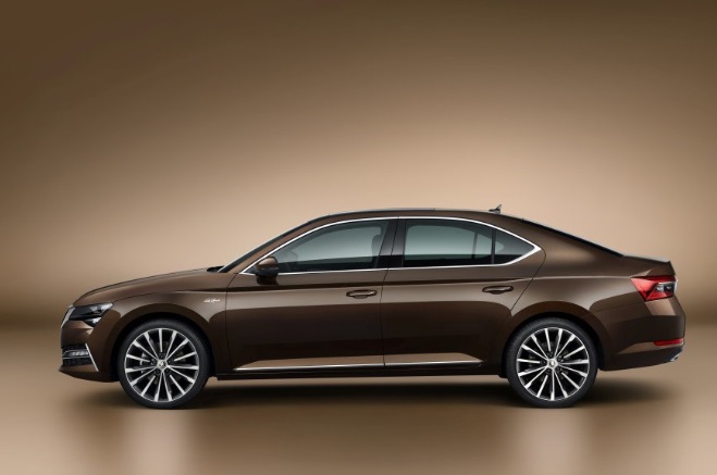 2022 Skoda Superb 1.5 TSI 150 HP Elite DSG Özellikleri - arabayakit.com