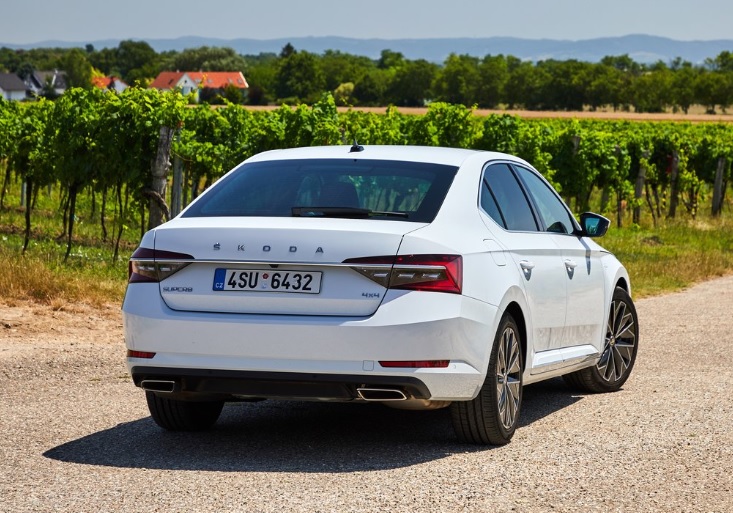 2022 Skoda Superb 1.5 TSI 150 HP Prestige DSG