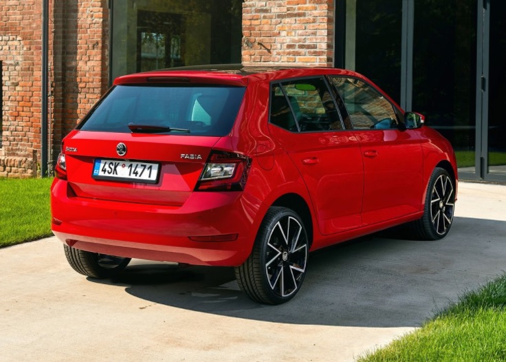 2021 Skoda Fabia 1.0 TSI Premium 2021 Skoda Fabia 1.0 TSI 95 Beygir Premium DSG Teknik Verileri