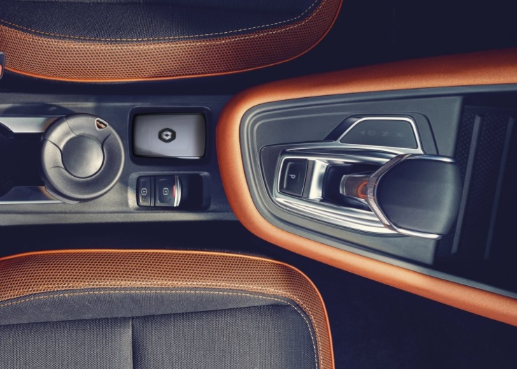 2023 Renault Captur 1.3 Mild Hybrid 155 HP RS Line EDC