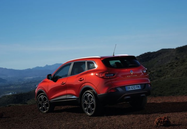 2016 Renault Kadjar 1.6 dCi 130 HP Icon Manuel Özellikleri - arabayakit.com