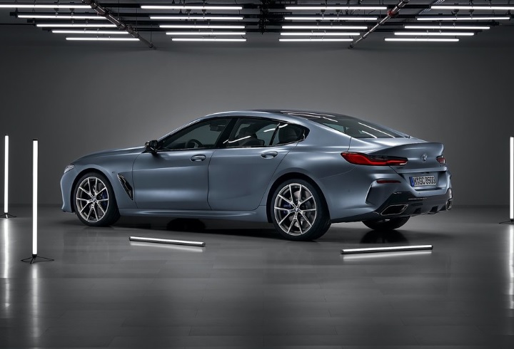 2022 BMW 8 Serisi 840d xDrive 3.0 320 HP M Sport Steptronic