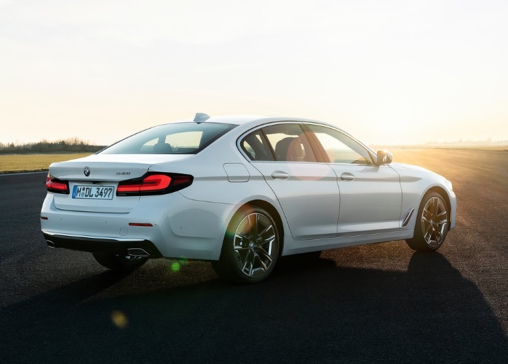 2023 BMW 5 Serisi 520d 2.0 xDrive 190 HP M Sport Steptronic