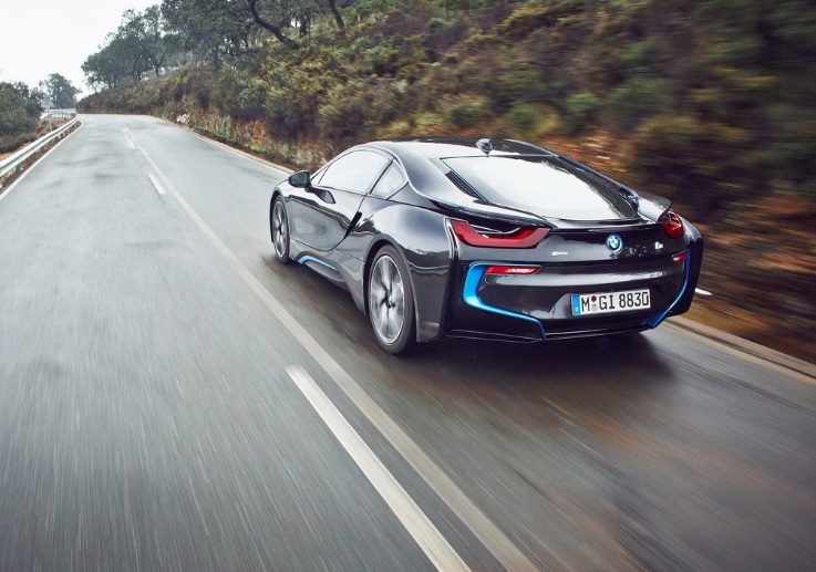 2016 BMW i8 1.5 362 HP Accaro Steptronic Özellikleri - arabayakit.com