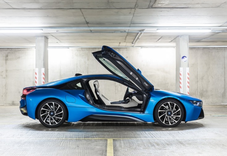 2016 BMW i8 1.5 362 HP Accaro Steptronic