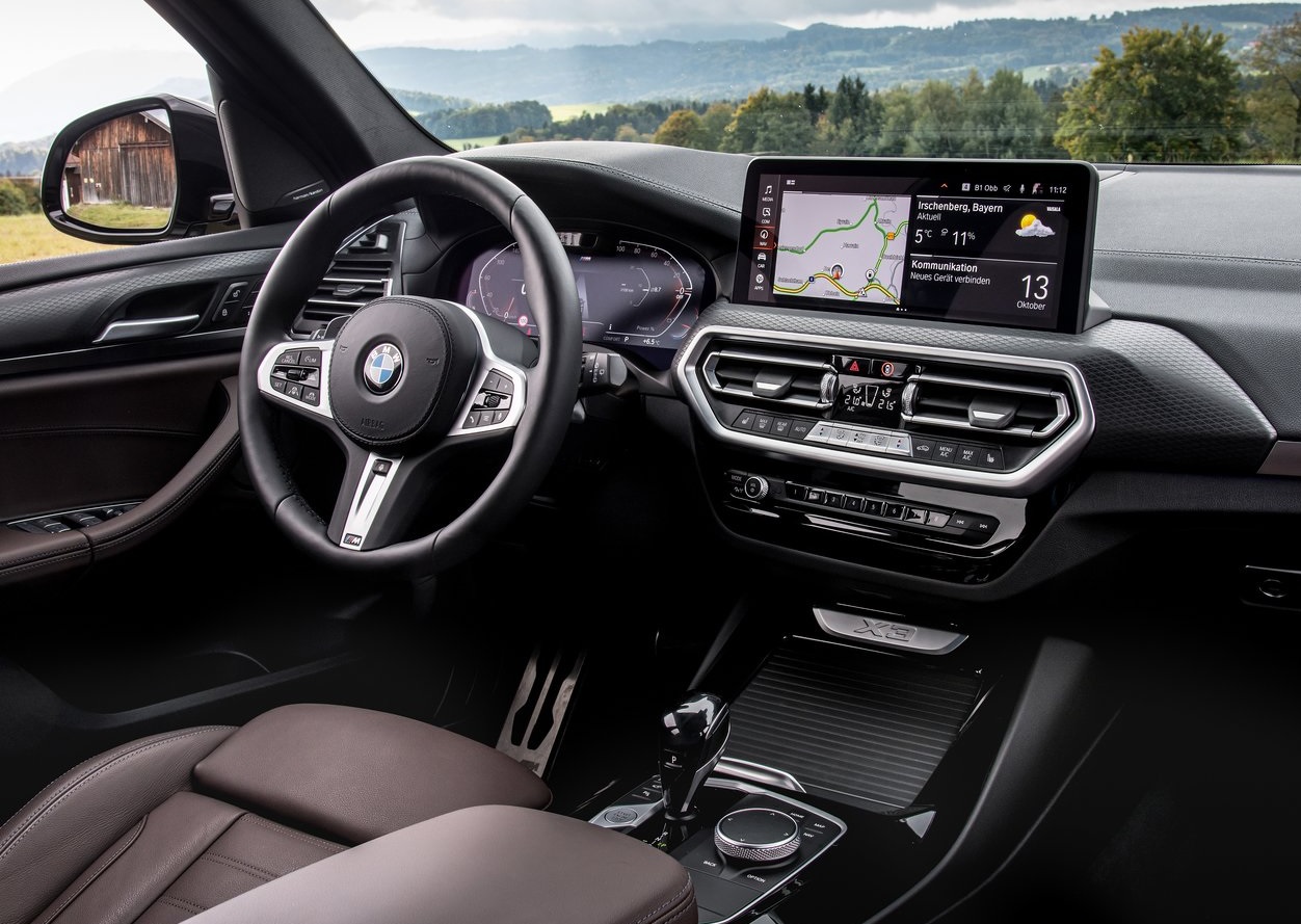 2024 BMW X3 1.6 sDrive20i 170 HP X Line Steptronic Özellikleri - arabayakit.com