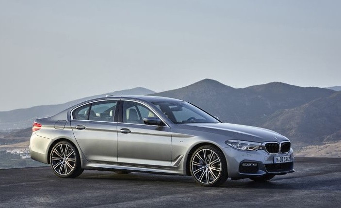 2017 BMW 5 Serisi 520i 1.6 170 HP M Sport Otomatik Özellikleri - arabayakit.com