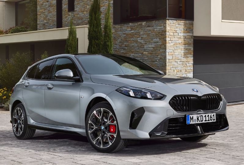 2024 BMW Yeni 1 Serisi 120 1.5 170 HP M Sport Steptronic Özellikleri - arabayakit.com