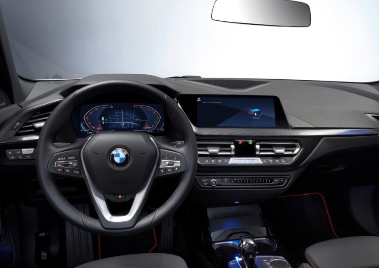 2022 BMW 1 Serisi 118i 1.5 140 HP M Sport Steptronic