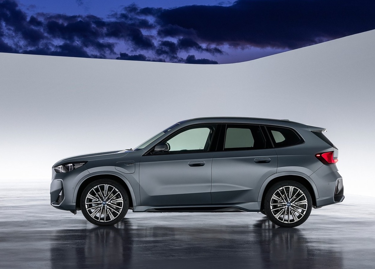2024 BMW X1 1.5 sDrive20i 170 HP M Sport Steptronic Özellikleri - arabayakit.com