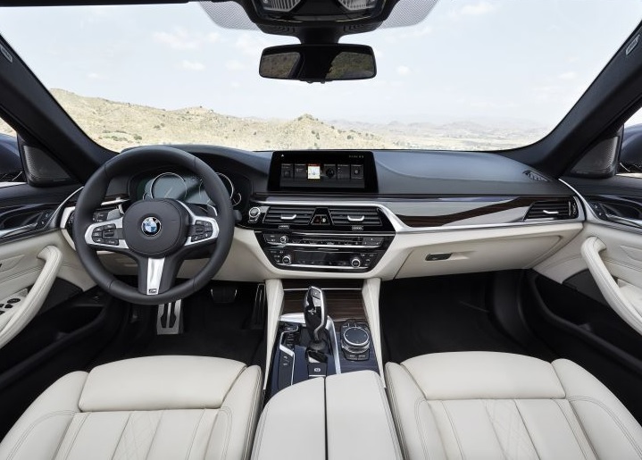 2019 BMW 5 Serisi 520i 1.6 170 HP M Sport AT