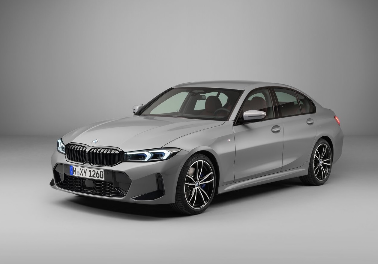2023 BMW 3 Serisi 320i 1.6 170 HP M Sport Steptronic Özellikleri - arabayakit.com