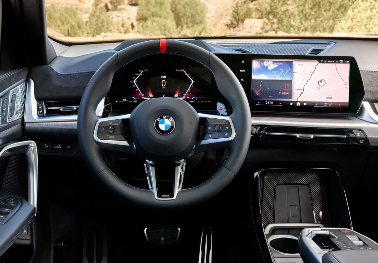 2025 BMW X2 1.5 sDrive20i 170 HP M Sport Steptronic Özellikleri - arabayakit.com