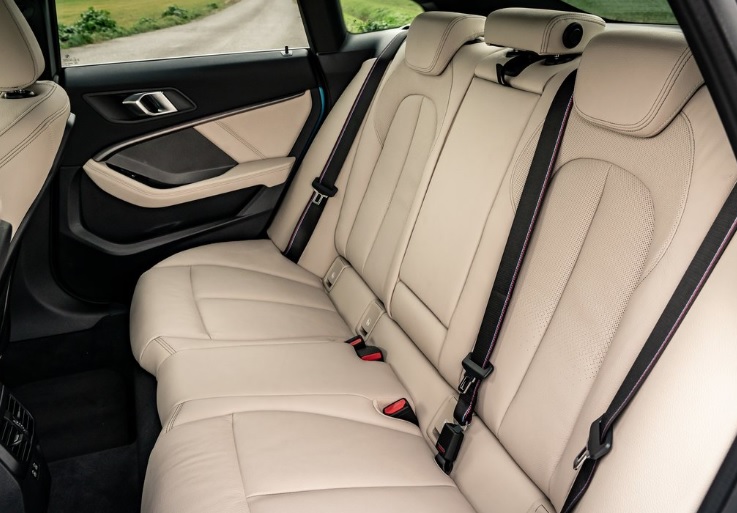 2022 BMW 2 Serisi 218i 1.5 140 HP First Edition M Sport Otomatik Özellikleri - arabayakit.com