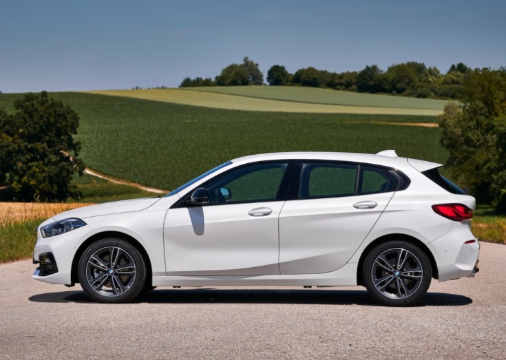 2021 BMW 1 Serisi 116d 1.5 116 HP Sport Line Steptronic Özellikleri - arabayakit.com