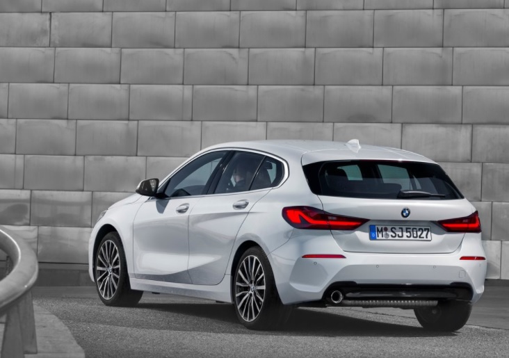 2021 BMW 1 Serisi 118i 1.5 140 HP Sport Line Steptronic
