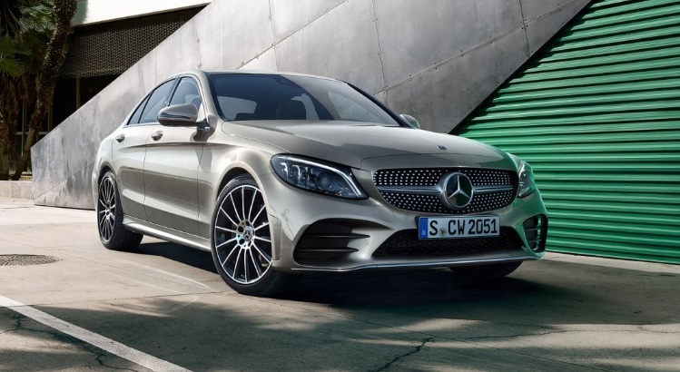 2021 Mercedes C Serisi C200 1.5 4MATIC 184 HP AMG 9G-Tronic Özellikleri - arabayakit.com