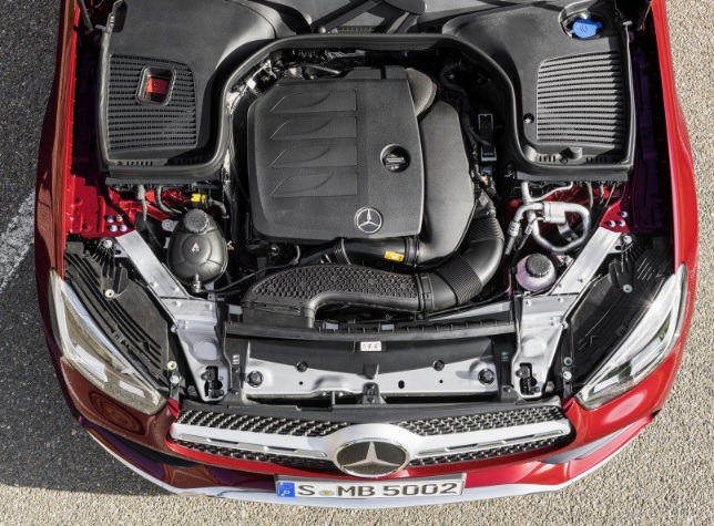 2021 Mercedes GLC 300d 2.0 4Matic 245 HP AMG 9G-Tronic Özellikleri - arabayakit.com