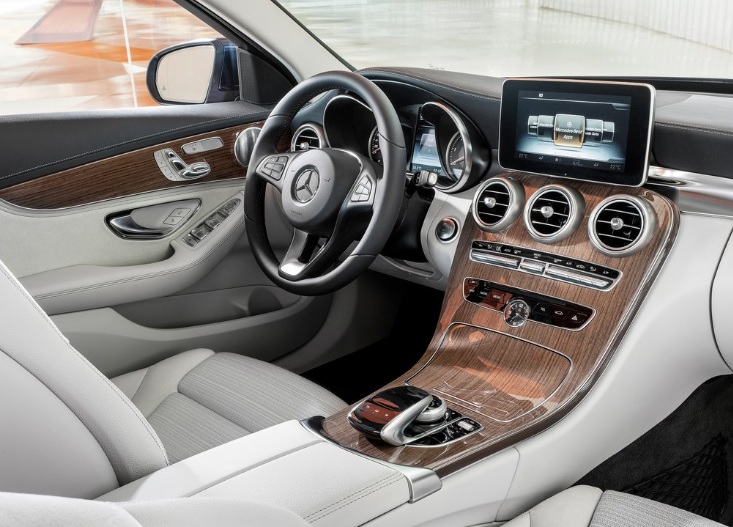 2016 Mercedes C Serisi C 180 1.6 156 HP Fascination 7G-Tronic Özellikleri - arabayakit.com