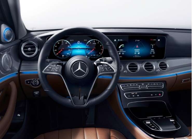 2022 Mercedes E Serisi E300d 2.0 4MATIC 265 HP AMG 9G-TRONIC