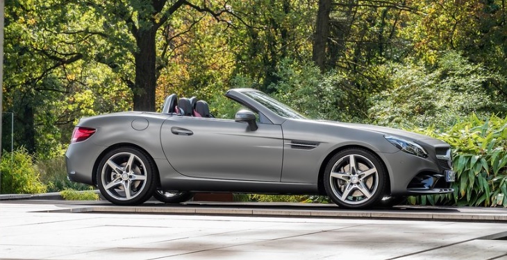 2017 Mercedes SLC 300 2.0 245 HP AMG G TRONIC