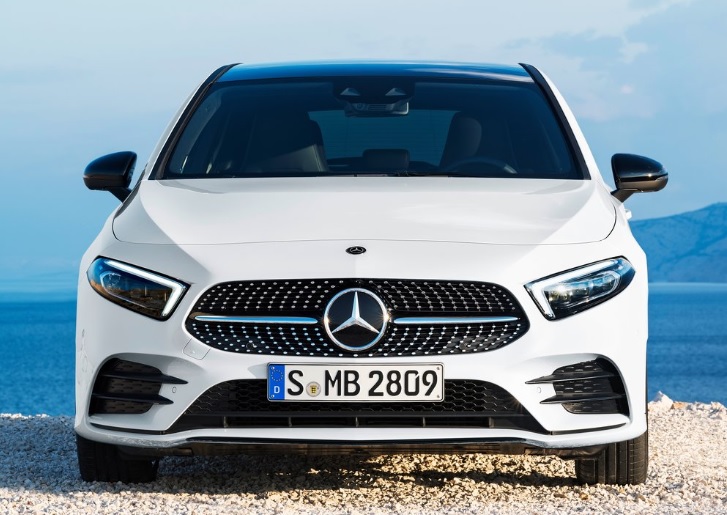 2020 Mercedes A Serisi A45 S 2.0 421 HP Performance SpeedShift DCT Özellikleri - arabayakit.com