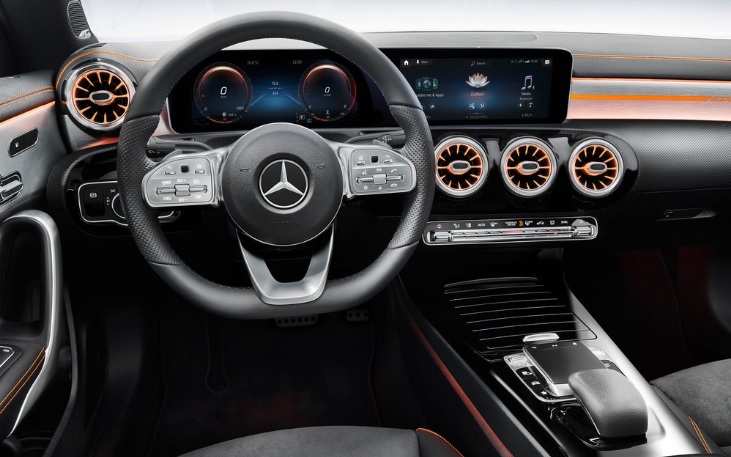 2022 Mercedes CLA Serisi CLA45 S 4MATIC 421 HP Performance Plus SpeedShift DCT Özellikleri - arabayakit.com