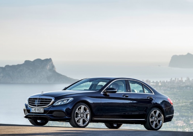 2015 Mercedes C Serisi C220d 2.2 170 HP Fascination 7G-Tronic Özellikleri - arabayakit.com